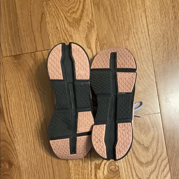 On Running Pink and Orange Athletic Shoes - Picture 3 of 4